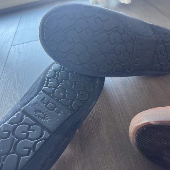 Men's size 12 Uggs - Picture 4 of 8